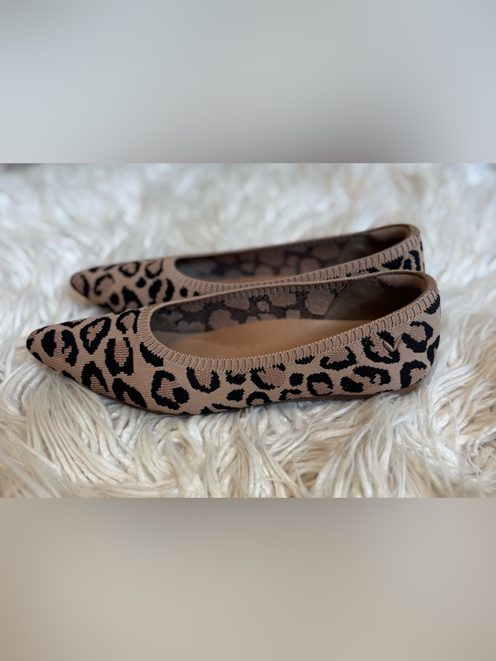 Like New Vivaia Leopard Print Pointed Toe Flats Size 38 - Picture 3 of 9
